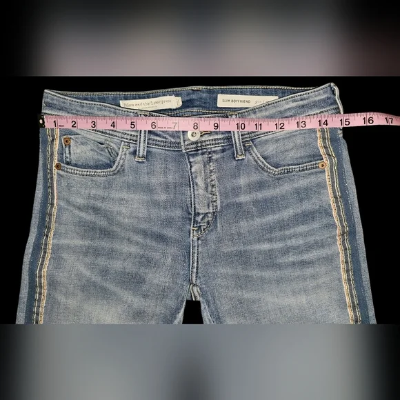 Anthropologie Pilcro Side Stripe Slim Boyfriend Jeans Light Mid Rise Sz 25/0 - Picture 3 of 13